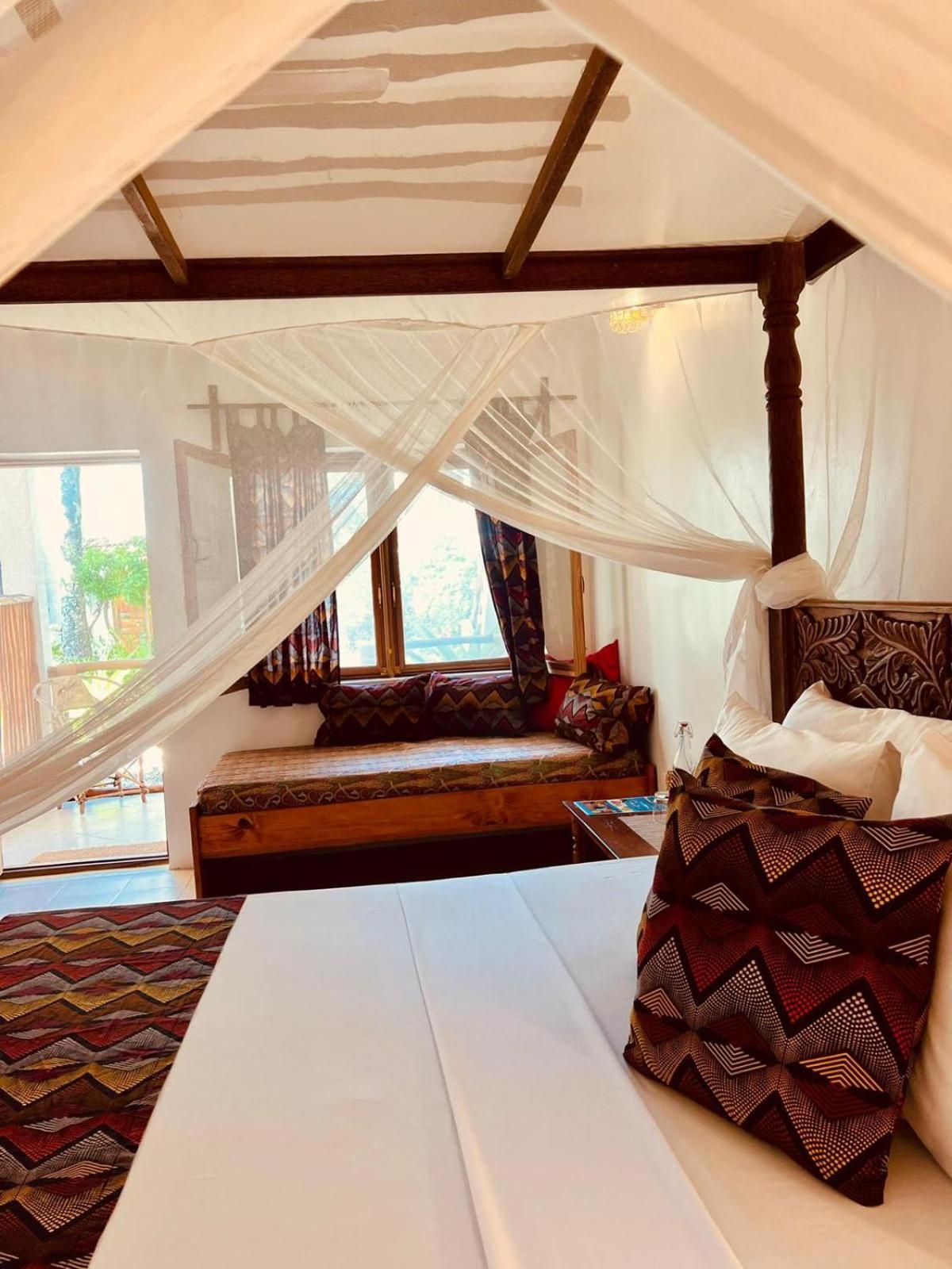 Helwas Zanzibar Beach Hotel Bwejuu Eksteriør billede