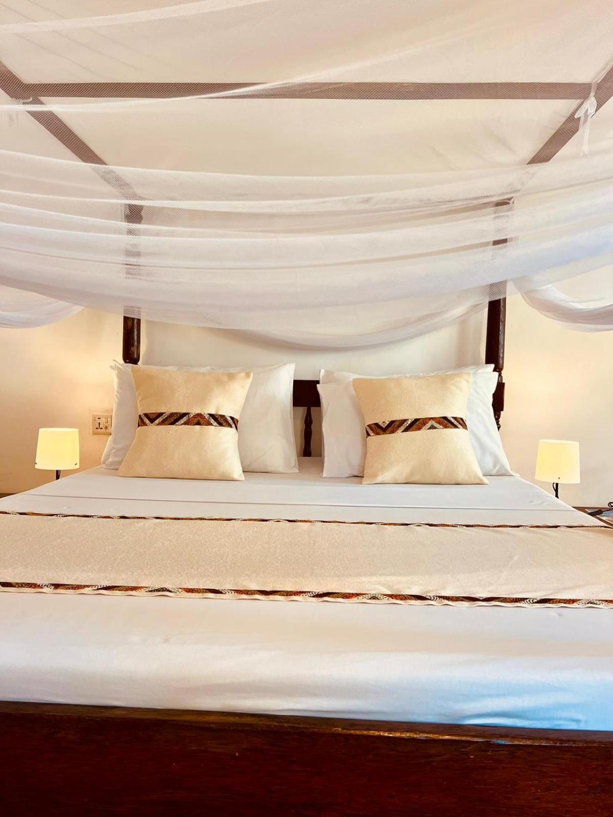 Helwas Zanzibar Beach Hotel Bwejuu Eksteriør billede